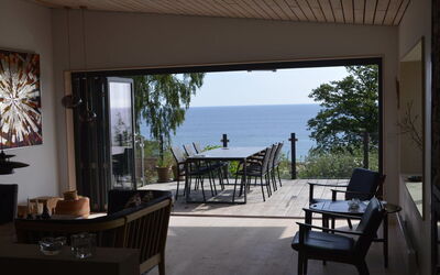 Seetje - 200M from the Sea