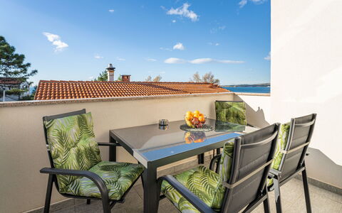 Vir 187: Cloud, Table, Sky, Furniture, Property, Building, Chair, Outdoor Table, Outdoor Furniture, Shade