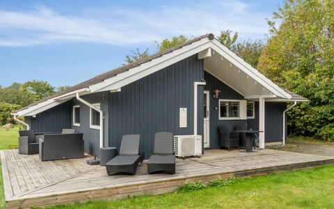Thorke - 200M from the Sea: House, Home, Roof, Cottage, Estate, Landscaping, Garden Buildings, Siding, Farmhouse
