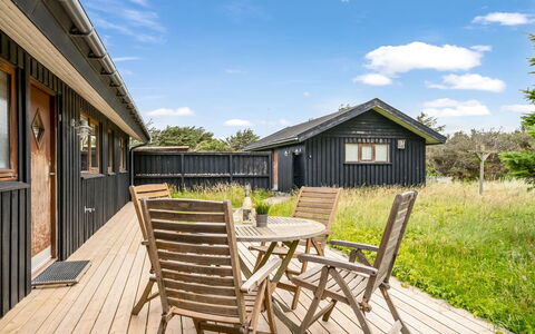 Gidske - 300M from the Sea: 