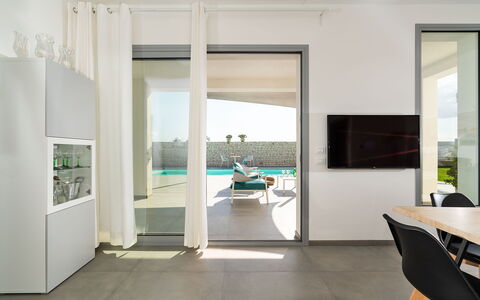 Villa Le Palme - Noto, Sicilia: Furniture, Building, Chair, Living Room, Table, Interior Design, Floor, Condominium, Automotive Exterior