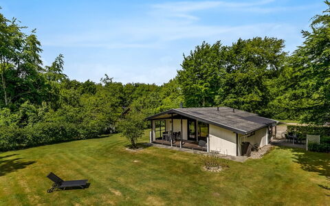 Mijat - 30Km from the Sea: Thatching, Cottage, House, Roof, Home, Farmhouse, Hut, Estate, Village
