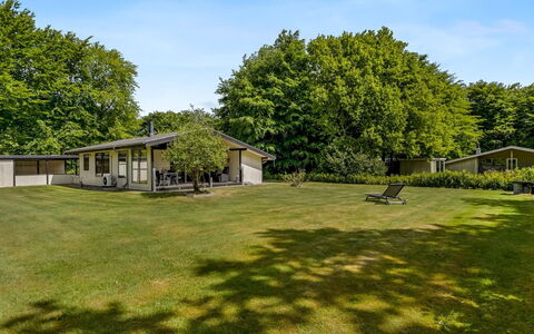 Mijat - 30Km from the Sea: Thatching, Cottage, House, Roof, Home, Farmhouse, Hut, Estate, Village