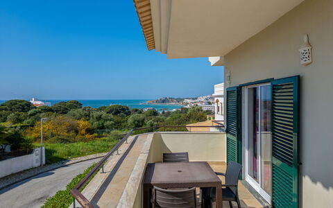 Monteiro V4 - Vip Properties: Blue, Balcony, Sea, Apartment, Ocean, Hotel