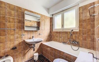 Accommodation:&nbsp;Merises 20 371.2