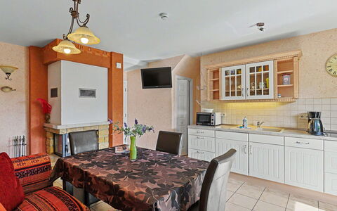 Zinnowitz 604: Furniture, Interior Design, Wood, Ceiling, Chair, Room, Table, Flooring, Lighting, Kitchen
