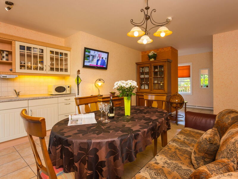 Accommodation:&nbsp;Leuchtturm 604.2