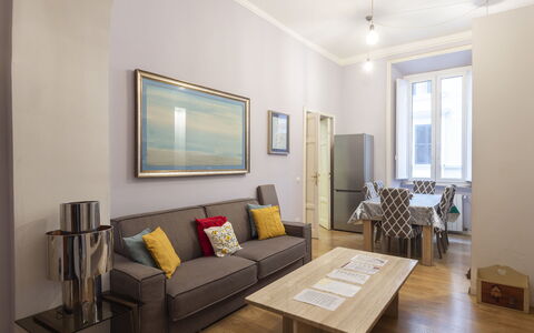 Porta Magica: Property, Table, Couch, Furniture, Picture Frame, Window, Building, Comfort, Interior Design, Living Room