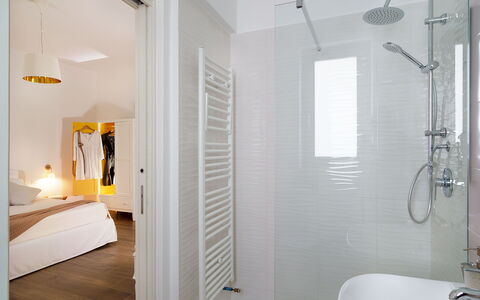 Casa Ocra - Misiliscemi, Sicilia: Building, Shower Head, Plumbing Fixture, Shower, Bathroom, Interior Design, Shower Bar, Shower Panel, Wood
