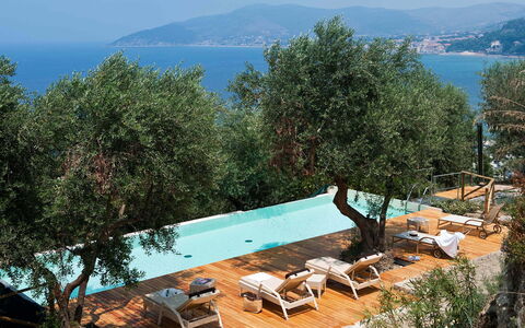 Pietramare - Castellabate, Campania: Water, Plant, Property, Sky, Nature, Azure, Swimming Pool, Natural Landscape, Outdoor Furniture, Tree