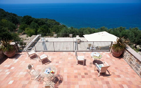 Pietramare - Castellabate, Campania: Sky, Plant, Water, Property, Flowerpot, Seaside Resort, Building, Wood, Outdoor Furniture, Flooring