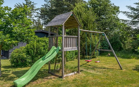 Lavrans - 2.5Km from the Sea: Cottage, Shed, Hut, Farmhouse, Prairie, Shack, Barn, Log Cabin, Garden Buildings