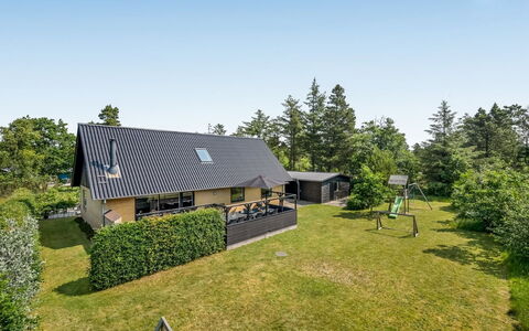 Lavrans - 2.5Km from the Sea: Cottage, Shed, Hut, Farmhouse, Prairie, Shack, Barn, Log Cabin, Garden Buildings