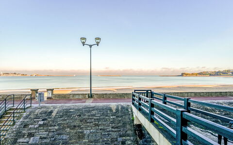 Saint-Jean-De-Luz 477: Blue, Water, Horizon, Sea, Coastal And Oceanic Landforms, Walkway, Coast, Morning, Ocean, Sunlight