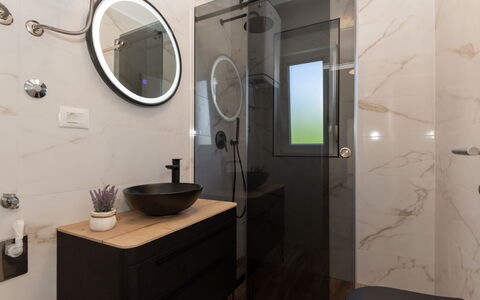 Lucija: Plumbing Fixture, Bathroom, Interior Design, Bathroom Sink, Flooring, Mirror, Bathroom Cabinet, Floor, Sink, Tap