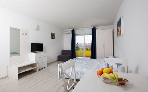 Opatija 115: Table, Furniture, Couch, Interior Design, Wood, Orange, Picture Frame, Flooring, Living Room