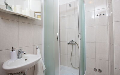 Accommodation:&nbsp;Vero 115.3