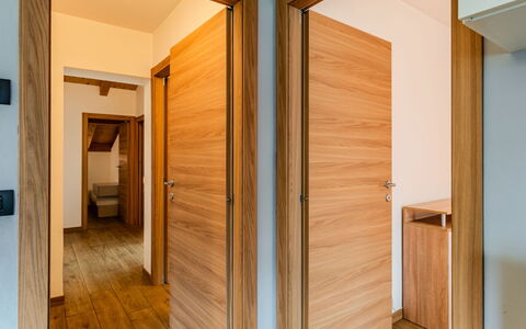 Santa Croce View: Property, Building, Wood, Floor, Interior Design, Wood Stain, Flooring, Wall, Shade