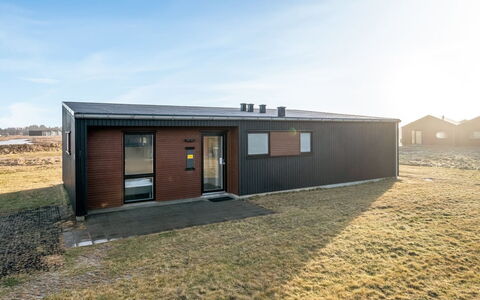 Winder - 500M from the Sea: Cottage, Shed, Hut, Farmhouse, Prairie, Shack, Barn, Log Cabin, Garden Buildings