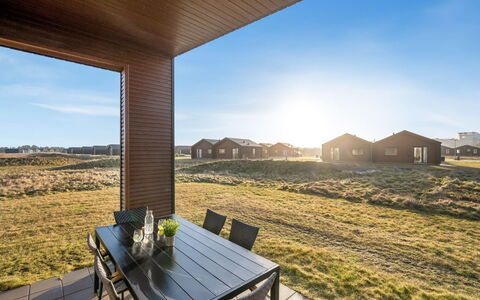 Winder - 500M from the Sea: Cottage, Shed, Hut, Farmhouse, Prairie, Shack, Barn, Log Cabin, Garden Buildings