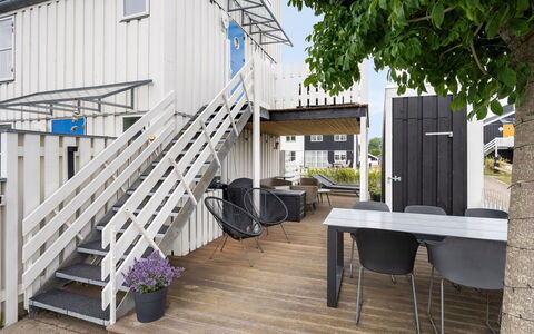 Sebiorn - 5M from the Sea: Wood, Door, Stairs, Deck, Home, Handrail, Composite Material, Porch, Plank, Hardwood