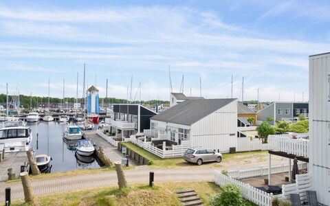 Sebiorn - 5M from the Sea: Wood, Home, Porch, Deck, Hardwood, Roof, Wood Stain, Wood Flooring, Eco Hotel