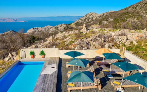 Marita: Water, Sky, Umbrella, Azure, Swimming Pool, Blue, Mountain, Building, Plant, Tree
