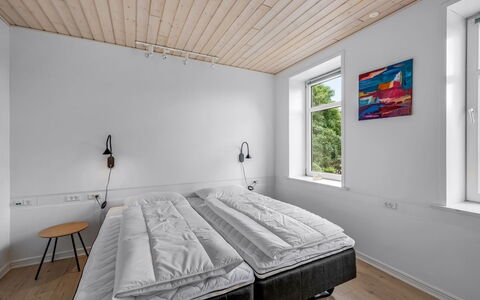 Amma - 21Km from the Sea: Bedroom, Wall, Flooring, Interior Design, Floor, Bed, Wood, Ceiling, Bedding, Bed Sheet