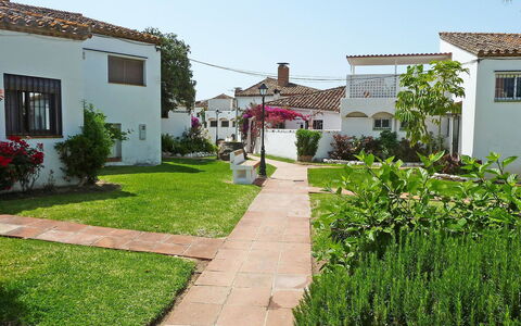 Bahia Dorada: Residential Area, Property, House, Home, Building, Yard, Neighbourhood, Real Estate, Garden, Grass