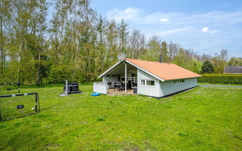 Bjart - 1.5Km from the Sea: Interior Design, Ceiling, Apartment, Flooring, Furniture, Floor, Room, Lighting, Home, Couch