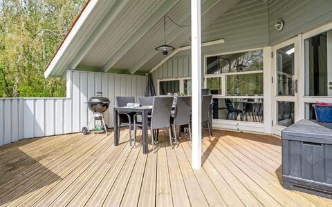 Bjart - 1.5Km from the Sea: Interior Design, Ceiling, Apartment, Flooring, Furniture, Floor, Room, Lighting, Home, Couch