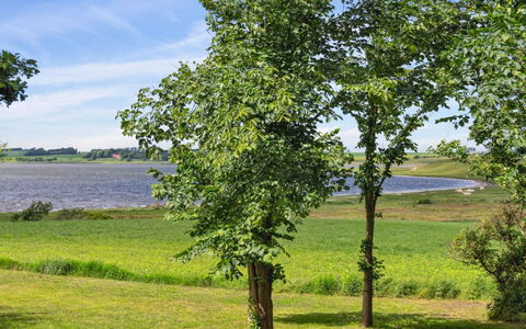 Månviva - 150M to the Fjord: Blue, Shrub, Cottage, Groundcover, Garden, Estate, Shade, Landscaping, Farmhouse, Eco Hotel