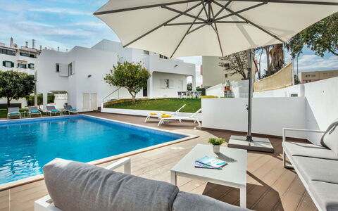 Lima - Vip Properties: Water, Plant, Sky, Property, Daytime, Building, Swimming Pool, Azure, Blue, Tree
