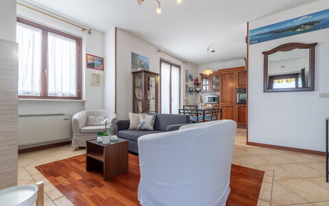Casale Al Mare: Picture Frame, Furniture, Property, Window, Wood, Lighting, Interior Design, Living Room, Floor, Flooring