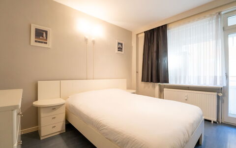 Seaview Getaway Belgium: Furniture, Comfort, Building, Window, Wood, Curtain, Cabinetry, Bed Frame, Bed, Interior Design
