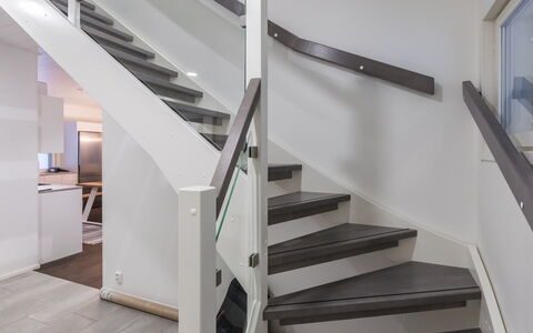 Villa Minnesota: Furniture, Interior Design, Flooring, Floor, Table, Ceiling, Kitchen & Dining Room Table, Lighting, Chair, Home