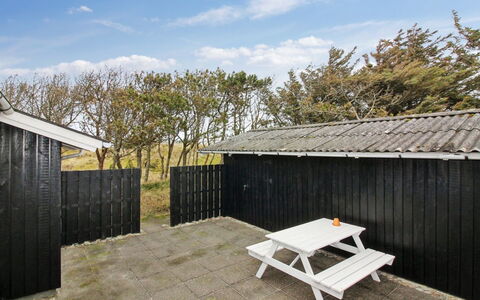 Florencia - 450M from the Sea: Roof, House, Home, Cottage, Door, Siding, Deck, Porch, Plank, Hardwood