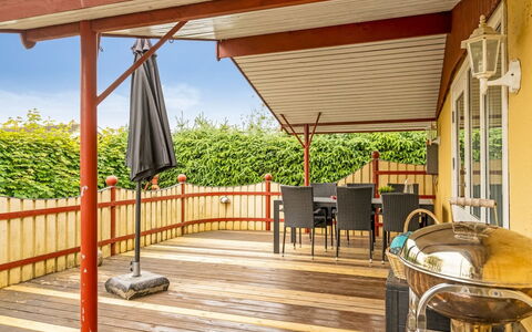 Stefanka - 225M from the Sea: Wood, Porch, Deck, Hardwood, Wood Stain, Shade, Wood Flooring, Eco Hotel, Flowerpot, Patio