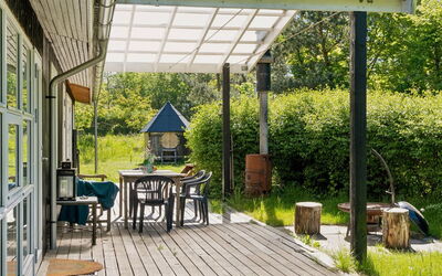 Iliane - 450M from the Sea