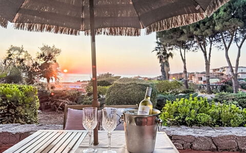 Isola Rossa 717: Sea, Coastal And Oceanic Landforms, Coast, Resort, Ocean, Shore, Beach, Swimming Pool, Resort Town, Tropics