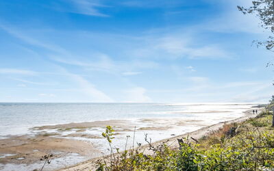 Amai - 100M from the Sea