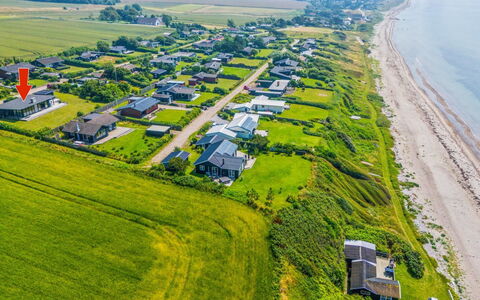 Niesina - 100M from the Sea: Wood, Roof, Architecture, Home, House, Cottage, Siding, Hardwood, Slope, Estate