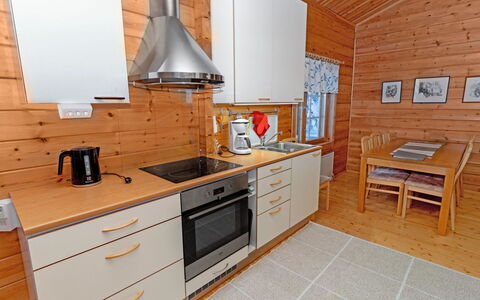 Pohjaslahdentie 17 a: Wood, Snow, Cottage, Winter, Roof, Home, Freezing, Log Cabin, Siding, Slope