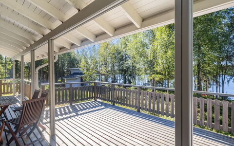 Pohjaslahdentie 17 B: Wood, Porch, Wood Flooring, Flooring, Floor, Hardwood, Deck, Ceiling, Home, Wood Stain