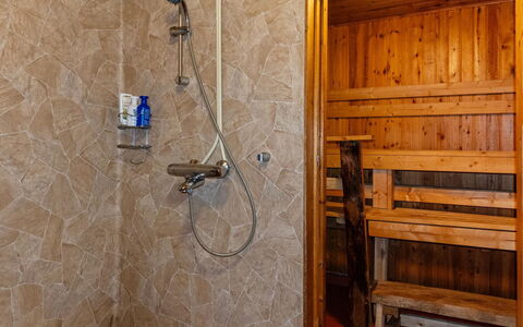 Hallanvaara: Rural Area, Hill Station, Village, Mountain Range, Valley, Mountain Village, Alps, Eco Hotel, Balcony, Hotel