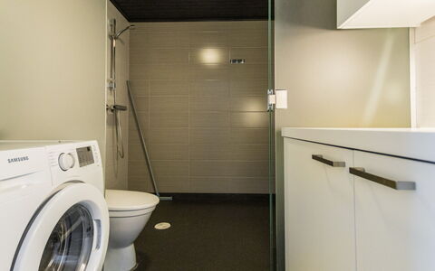 Sun &Amp; Skivillas 5. (3Mh): Furniture, Interior Design, Flooring, Floor, Table, Ceiling, Kitchen & Dining Room Table, Lighting, Chair, Home