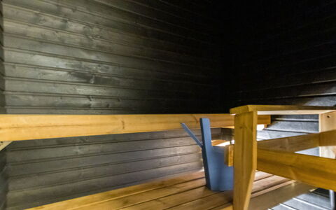 Sun &Amp; Skivillas 5. (3Mh): Furniture, Interior Design, Flooring, Floor, Table, Ceiling, Kitchen & Dining Room Table, Lighting, Chair, Home