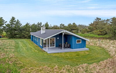 Conny - 350M from the Sea