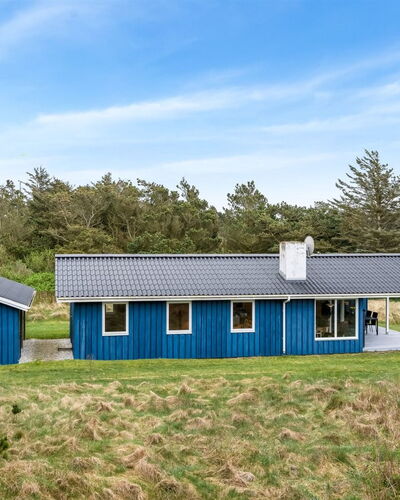 Conny - 350M from the Sea