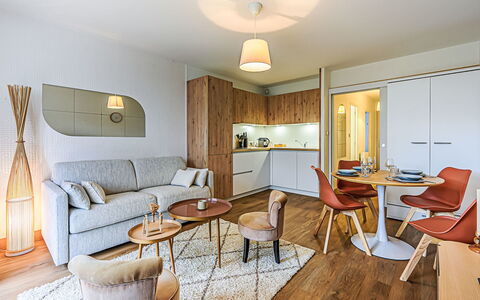 La Chouetterie: Furniture, Interior Design, Flooring, Floor, Room, Wood, Ceiling, Couch, Living Room, Table